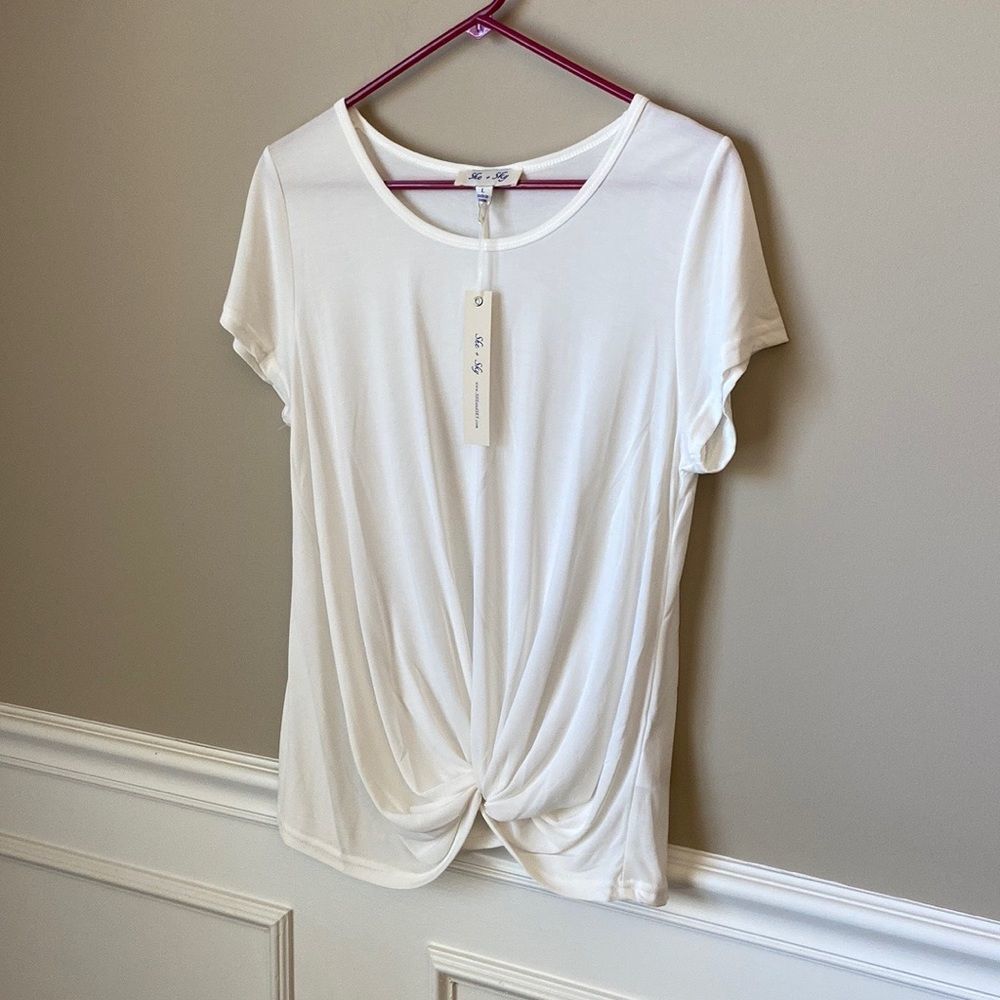 She + Sky White Twist Front Top - Large- Minimalist Capsule Casual - Picture 2 of 10